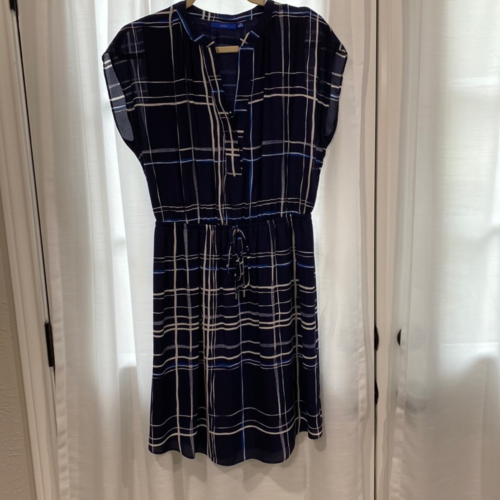 Medium Navy Apt 9 Dress